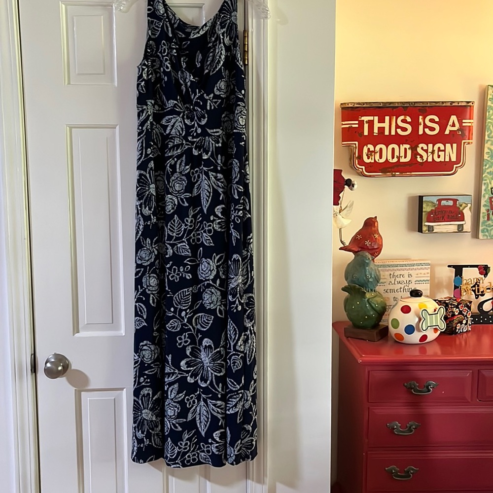 Chaps Large Maxi Dress, Navy and blue/gray